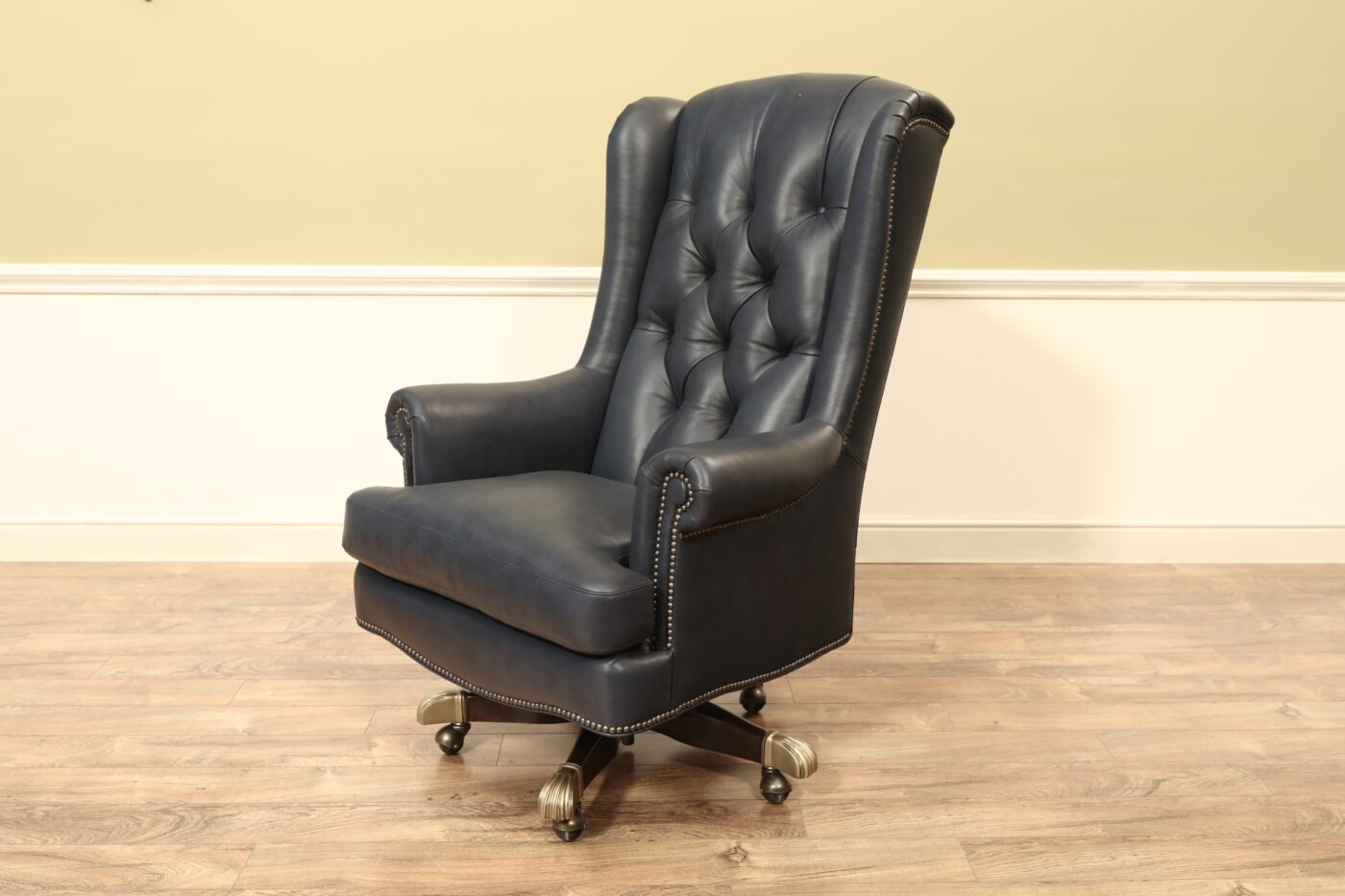 Hancock & Moore Wrenn Tufted Executive Chair - Image 8