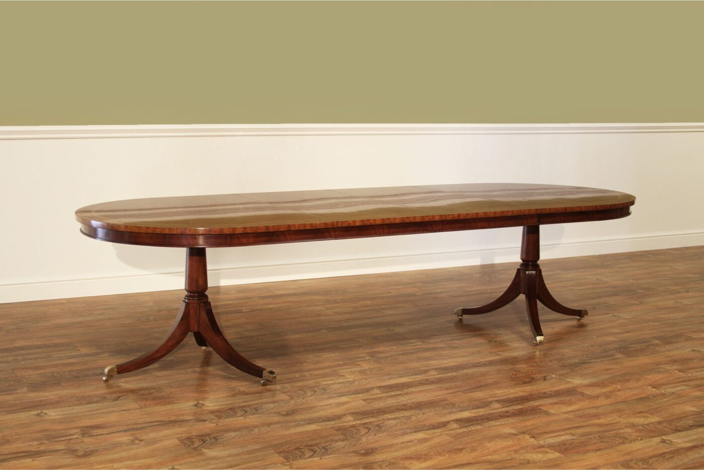 Oval double pedestal inlaid mahogany dining table - Image 8